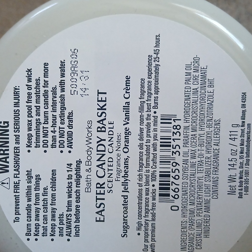 Bath & Body Works Easter Candy Basket Candle - Picture 4 of 6